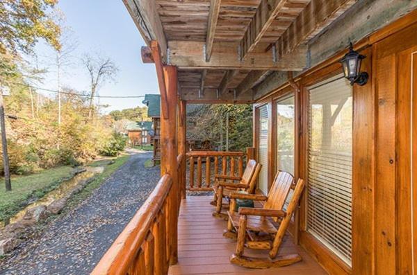 Smokey Max Cabin Pigeon Forge Exterior foto