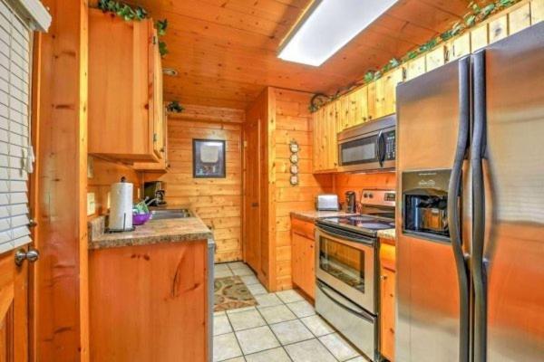 Smokey Max Cabin Pigeon Forge Exterior foto